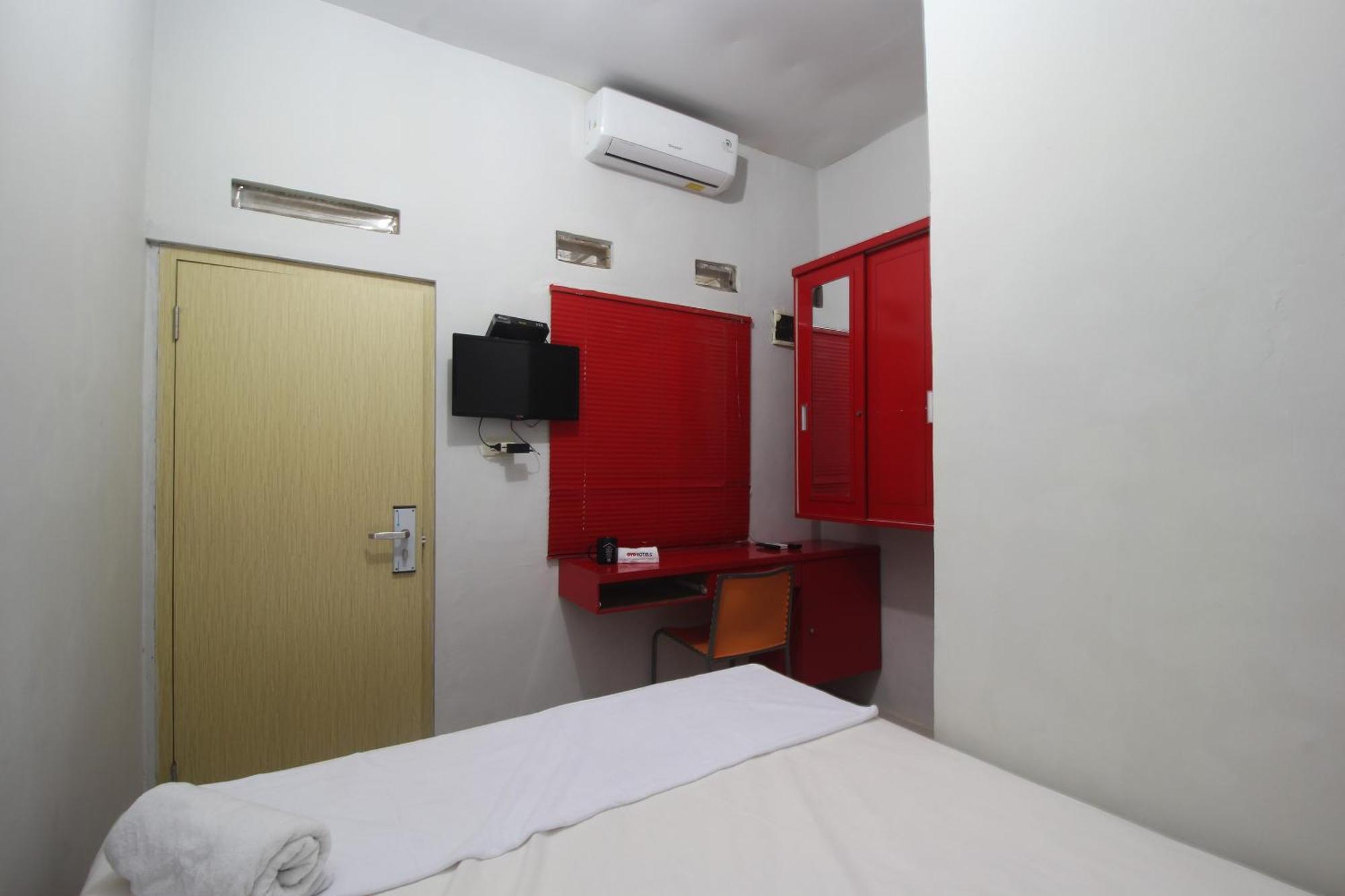 Oyo Life 2273 Pratama Homestay Bandar Lampung Exterior foto